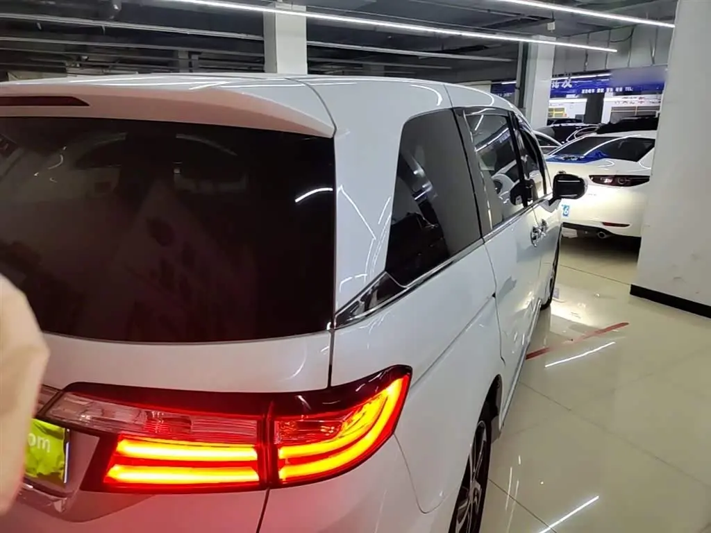 Honda Odyssey 2018 — Photo 7/20