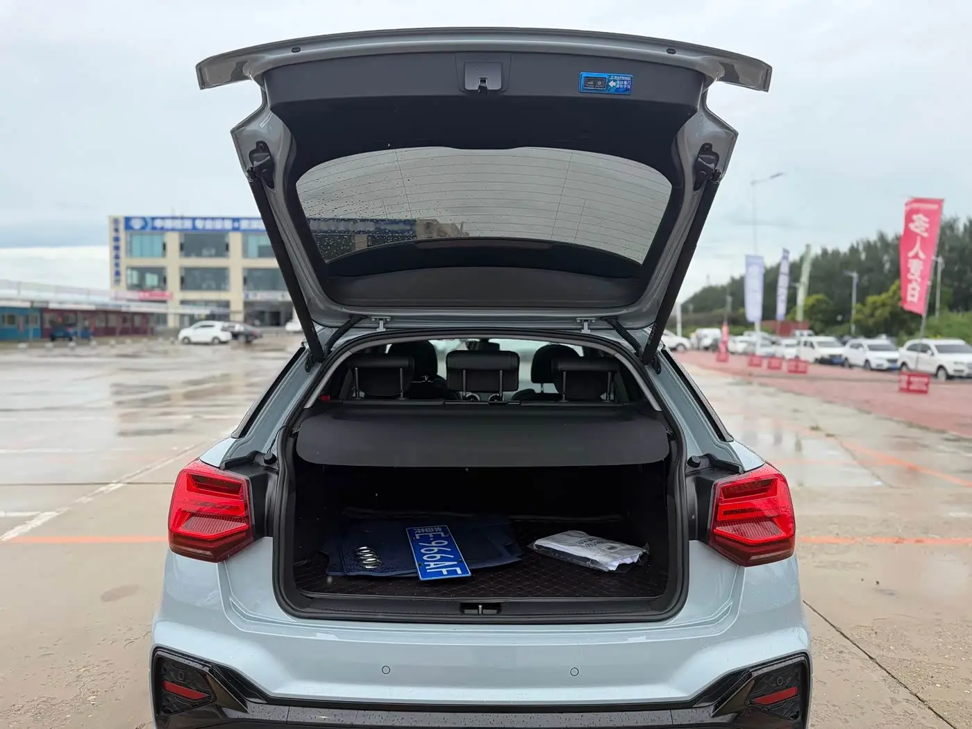 Audi Q2L 2022 — Photo 11/13