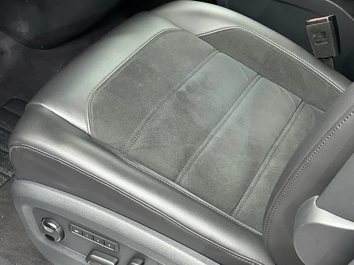 Volkswagen Multivan 2019 — Photo 11/20