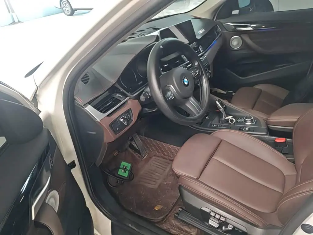 BMW X1 2023 — Фото 16/20