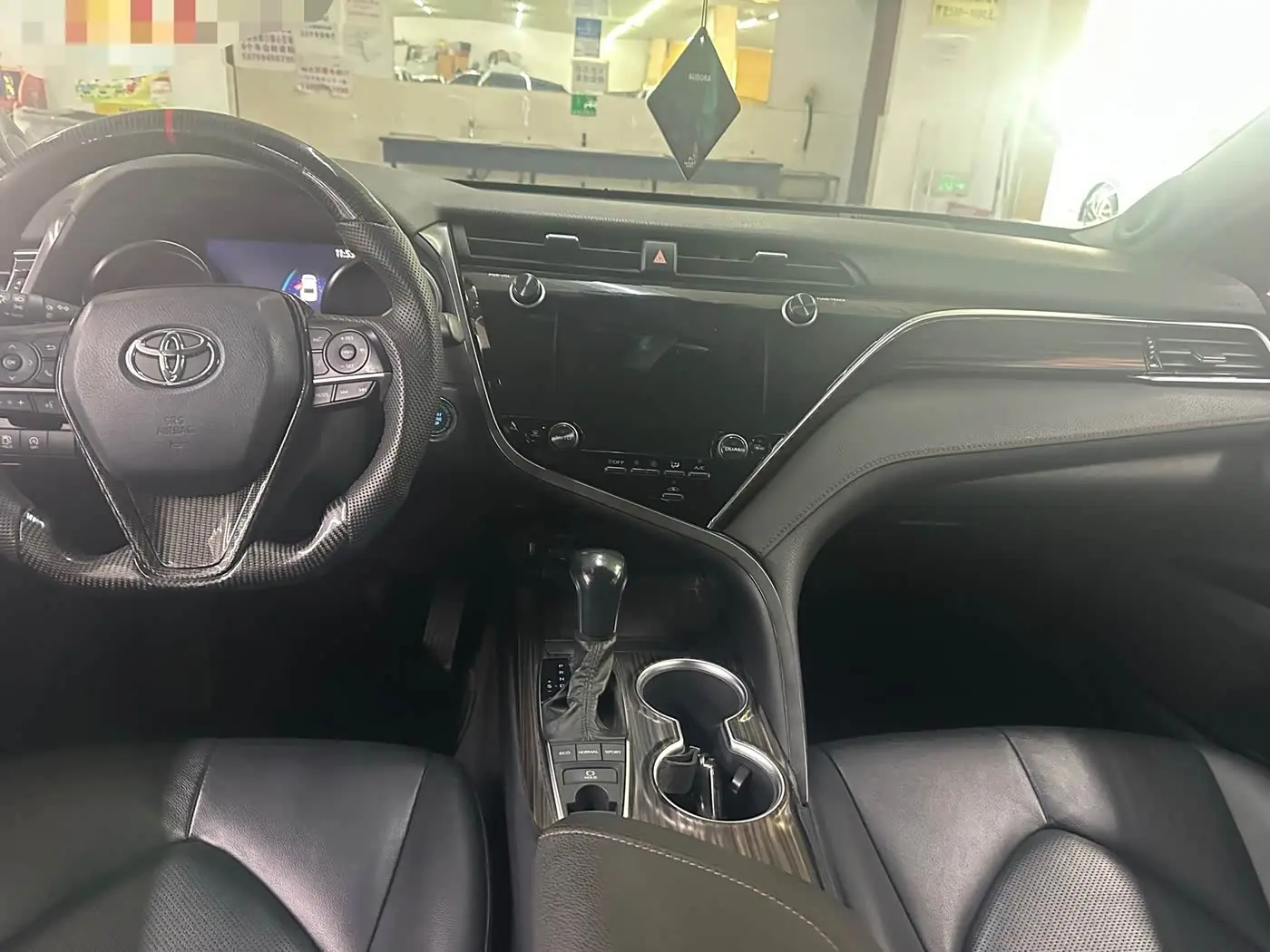 Toyota Camry 2021 — Фото 5/14