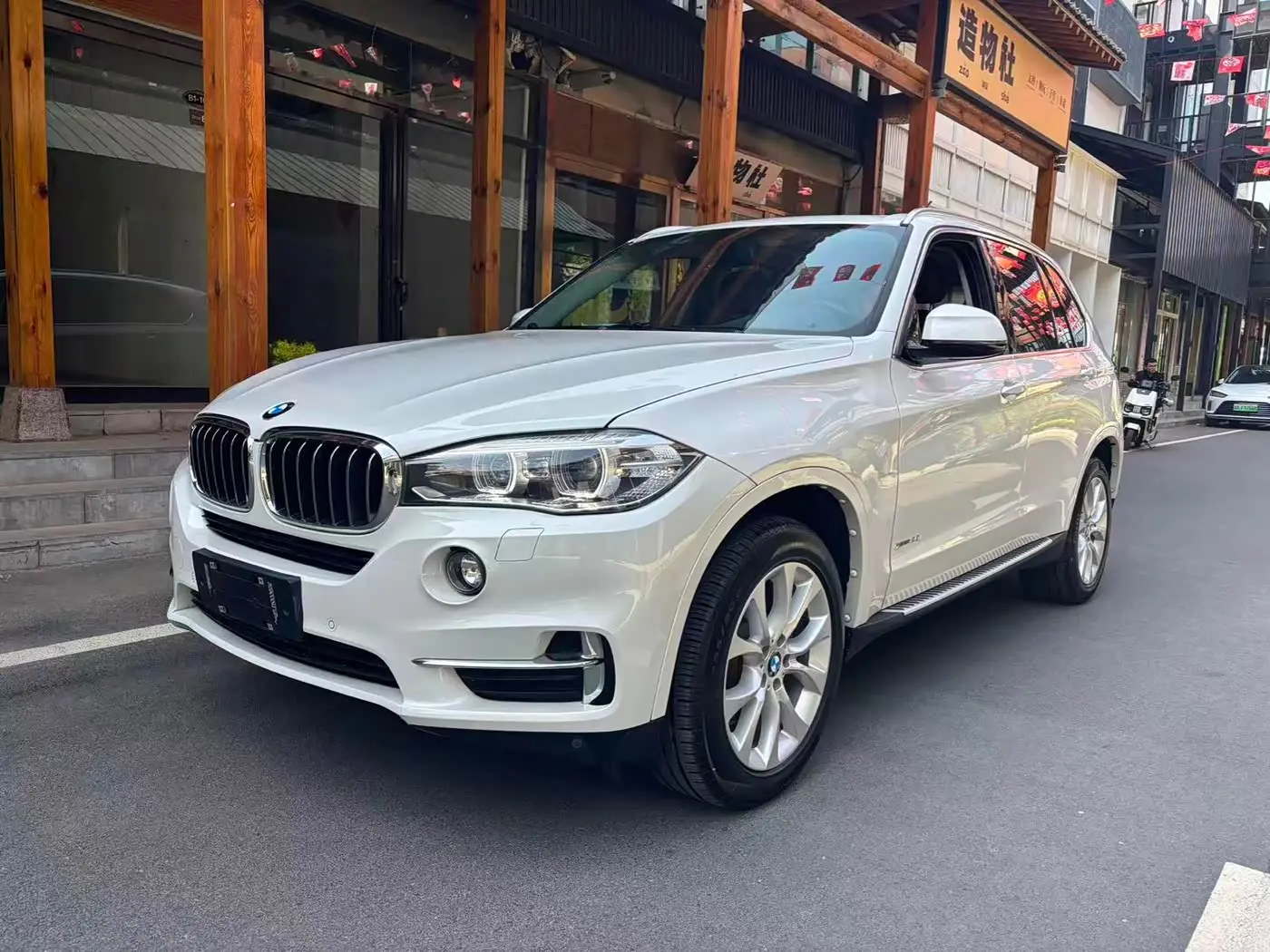 BMW X5 2018 — Photo 1/9