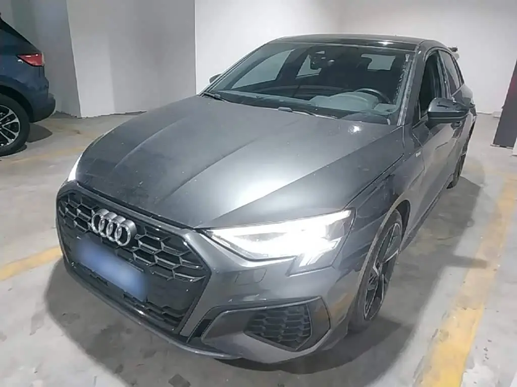 Audi A3 2023 — Photo 1/20