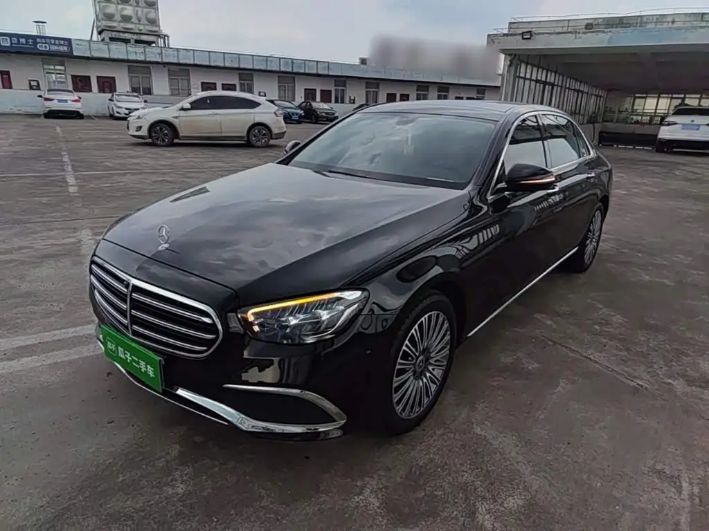 Mercedes-Benz E-Class, 2022