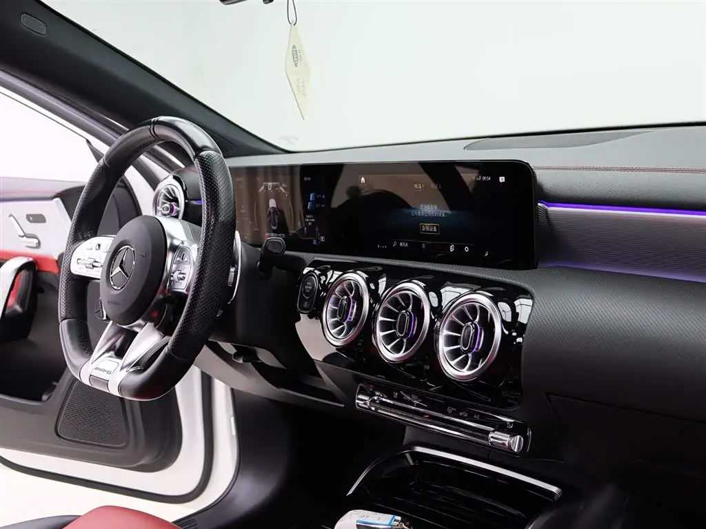 Mercedes-Benz A-Class AMG 2023 — Фото 12/20