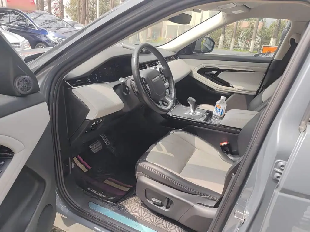 Land Rover Range Rover Evoque 2020 — Фото 12/20
