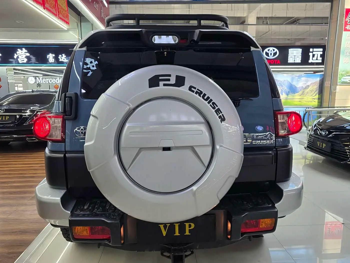 Toyota FJ Cruiser 2016 — Şəkil 10/20