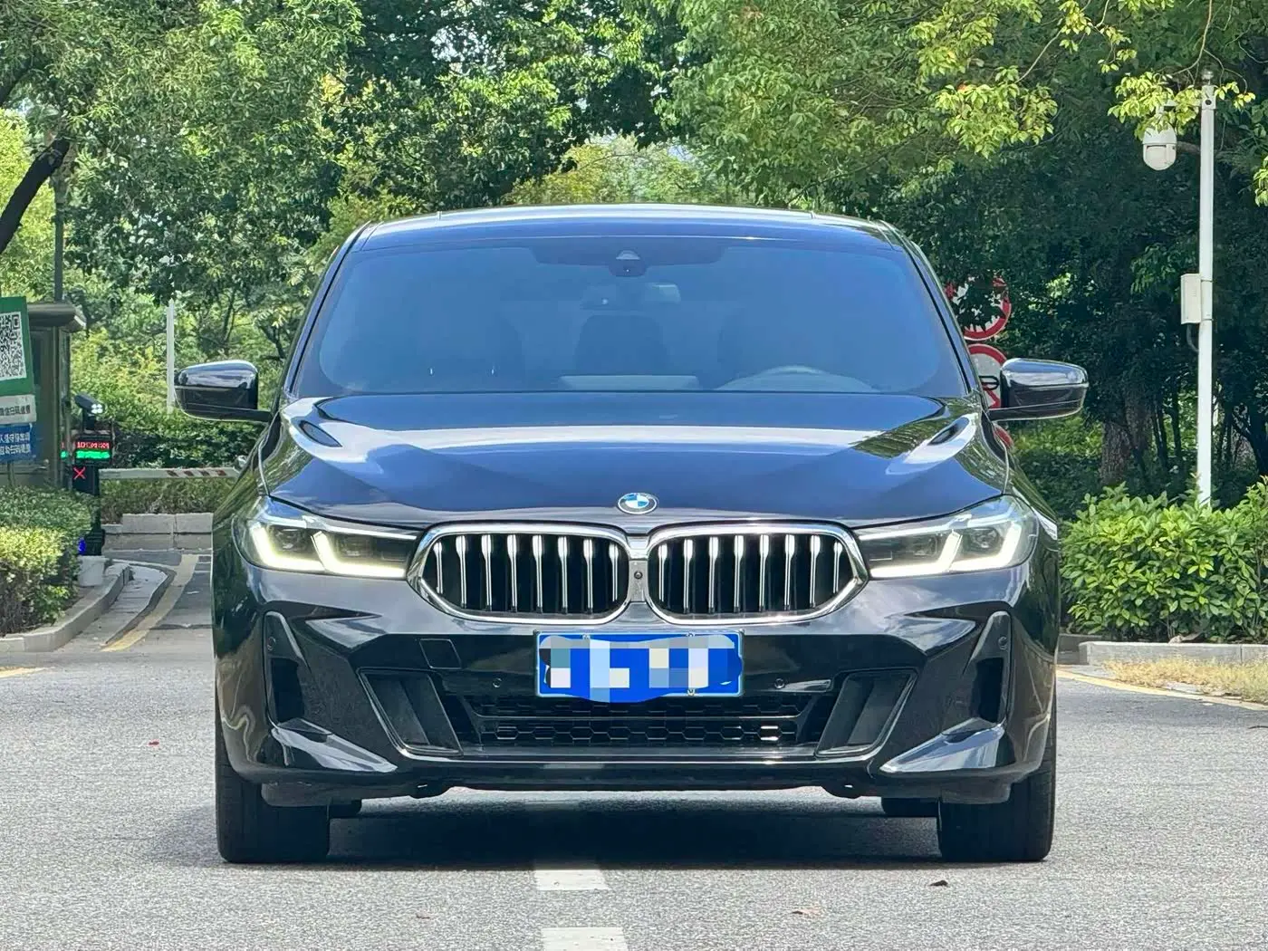 BMW 6 Series GT 2022 — Photo 2/19