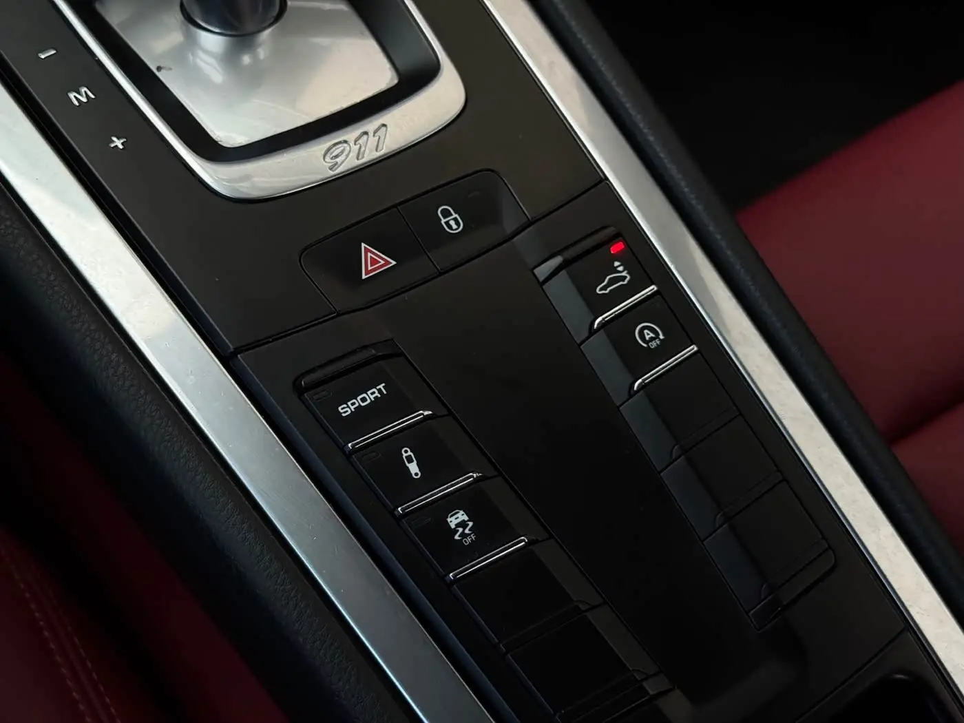 Porsche 911 2017 — Şəkil 15/18
