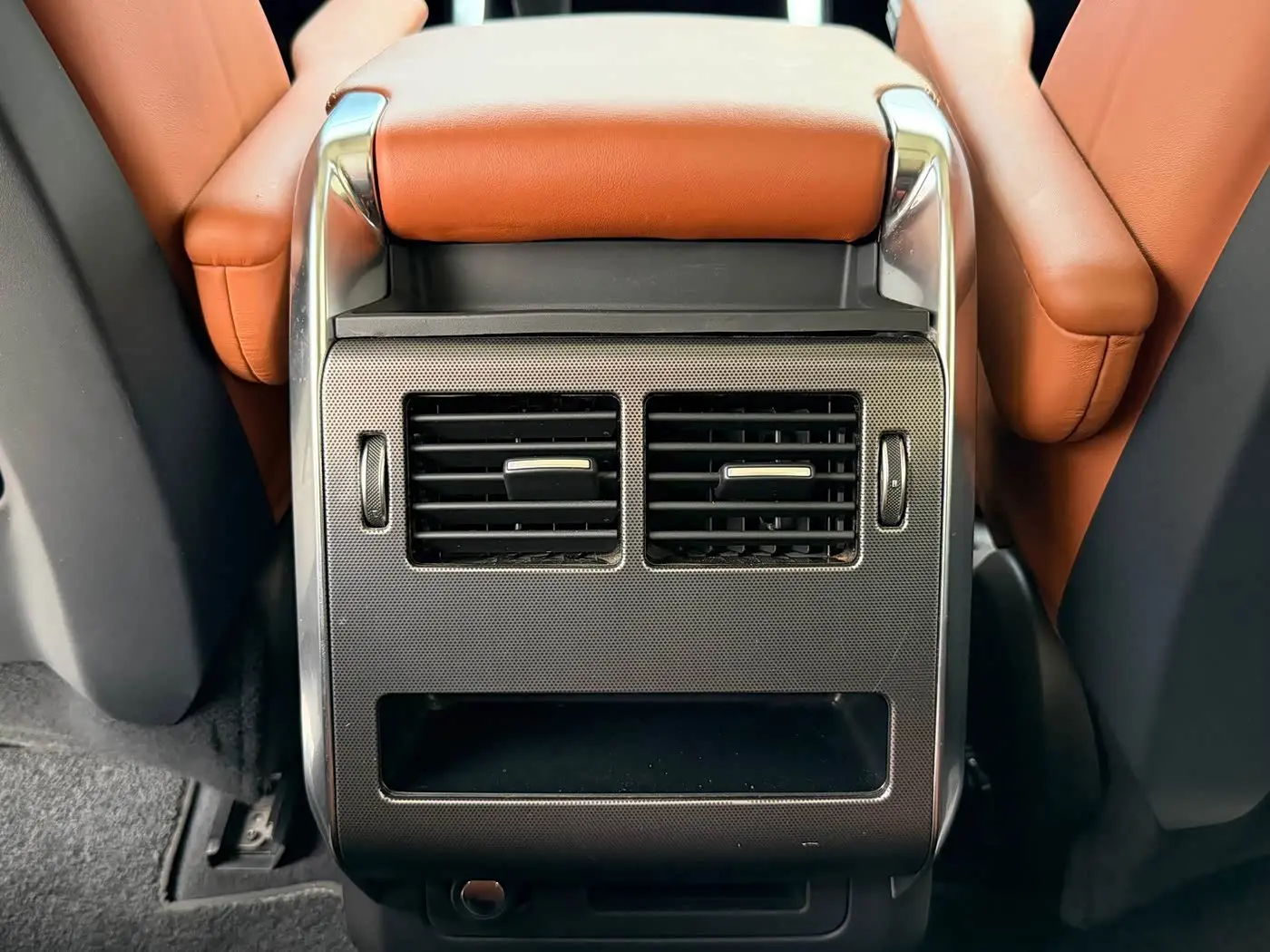Land Rover Range Rover Sport 2015 — Photo 19/20