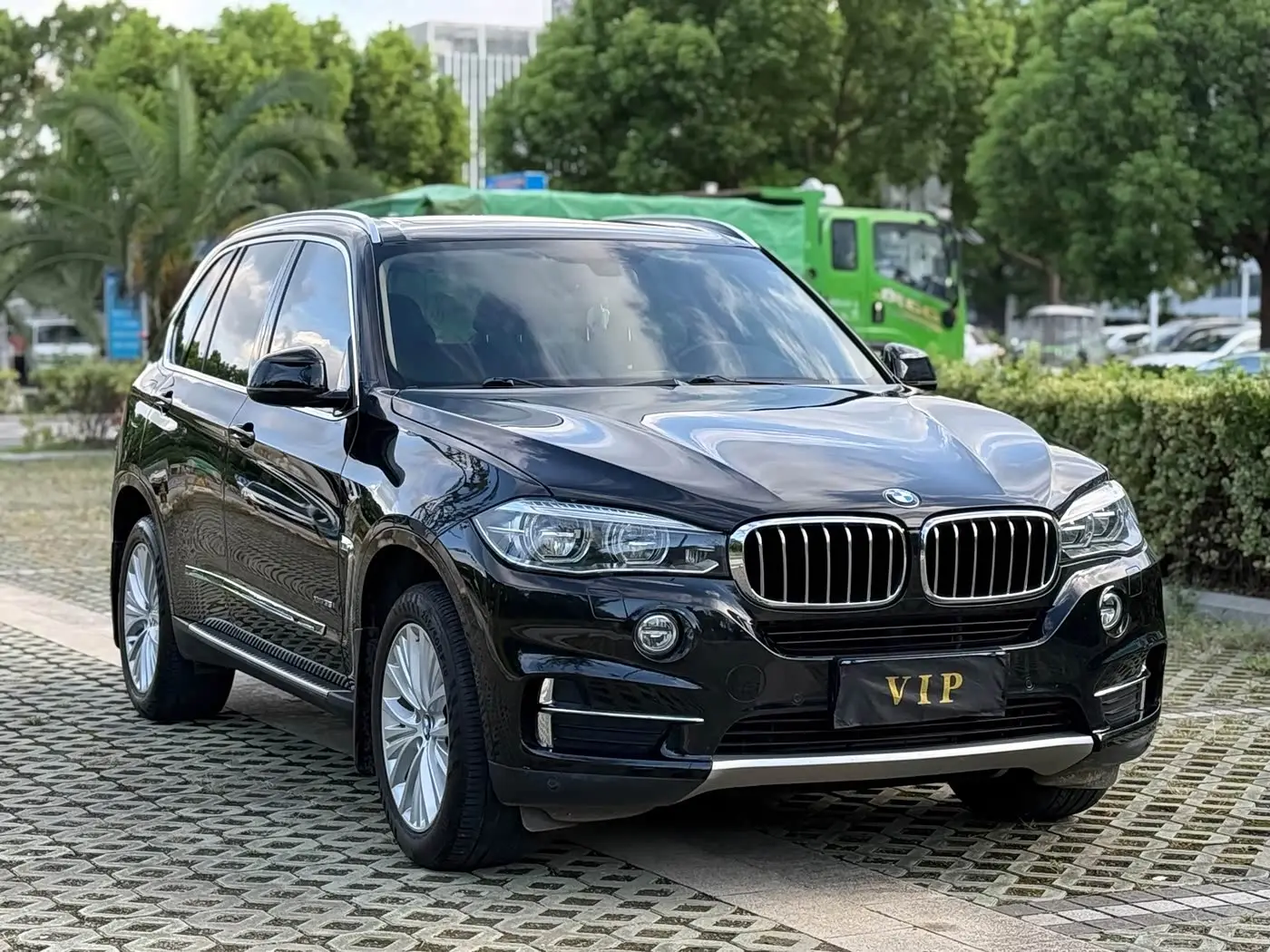 BMW X5 2017 — Фото 3/19
