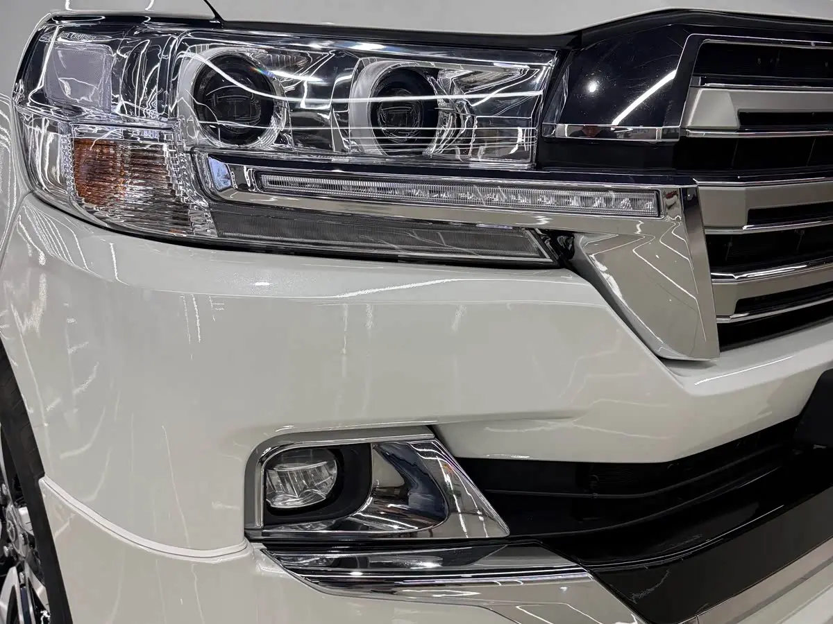 Toyota Land Cruiser 2015 — Фото 18/20