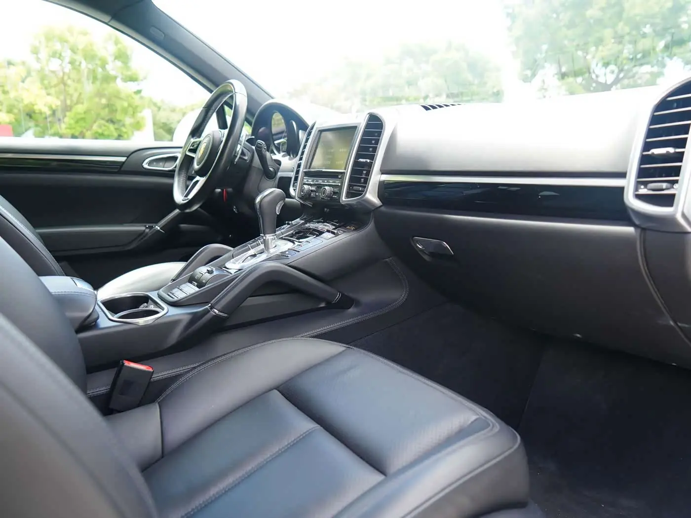 Porsche Cayenne New Energy 2015 — Şəkil 11/19