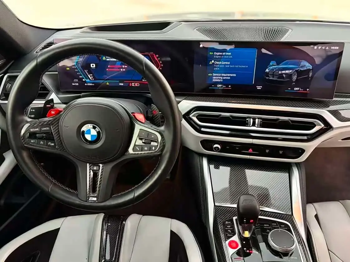 BMW M4 2023 — Фото 11/16