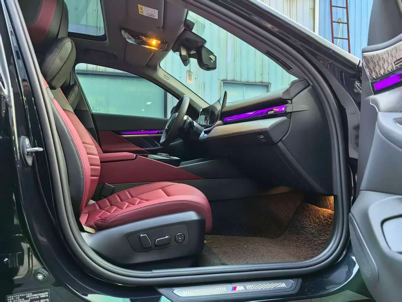 BMW 5 Series 2025 — Photo 10/20