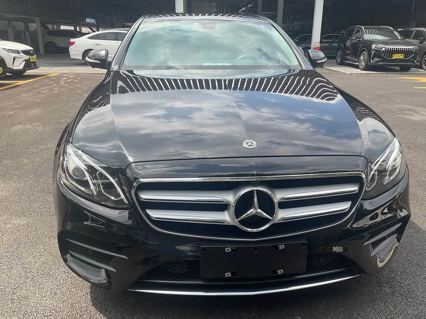 Mercedes-Benz E-Class 2019 — Photo 2/19