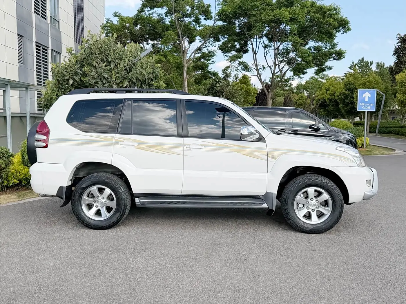 Toyota Prado 2009 — Şəkil 14/17