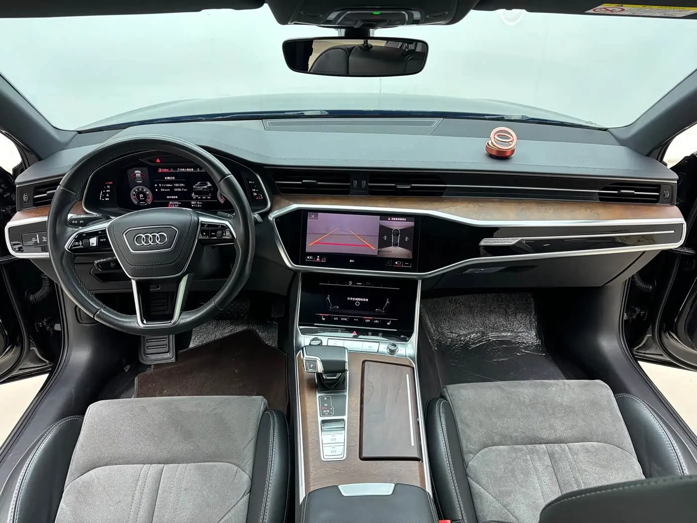 Audi A6L 2023 — Şəkil 8/15