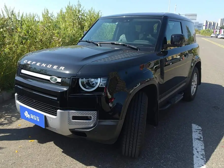 Land Rover Defender, 2024