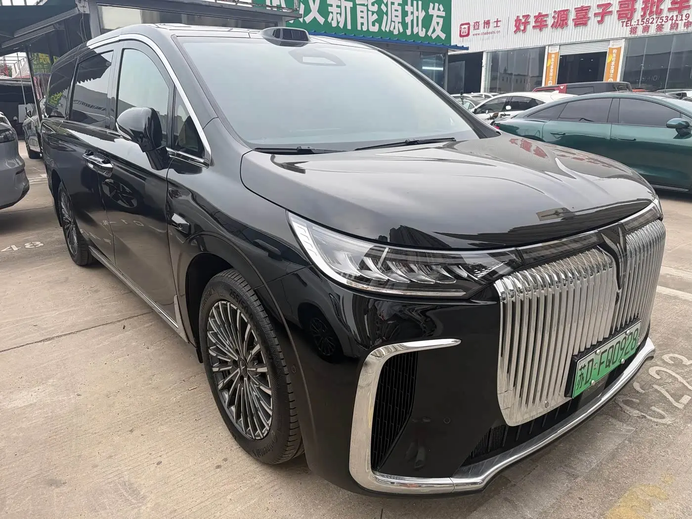 Voyah Auto Voyah Dreamer 2025 — Photo 1/9
