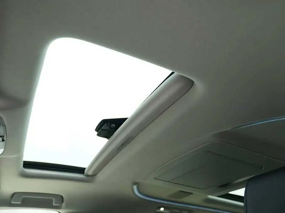 Toyota Vellfire 2021 — Photo 12/20
