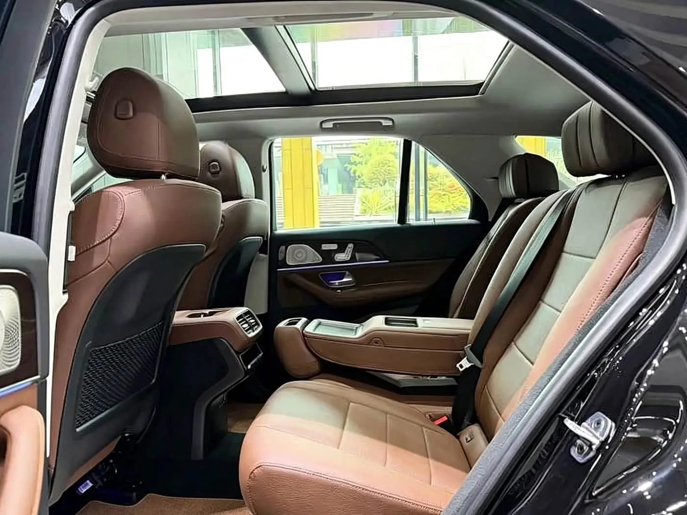 Mercedes-Benz GLE 2024 — ფოტო 6/14