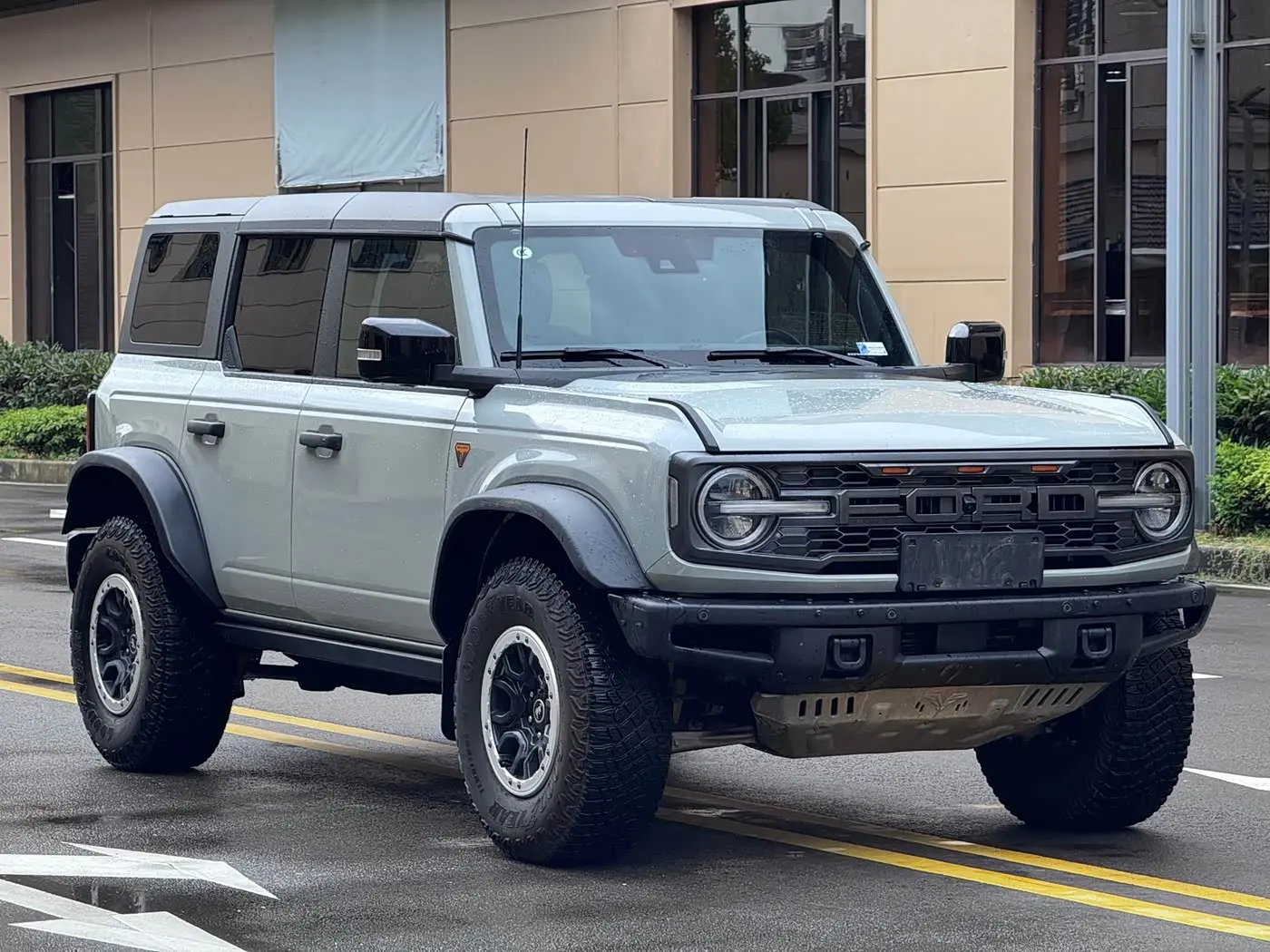 Ford Bronco 2024 — Photo 3/9