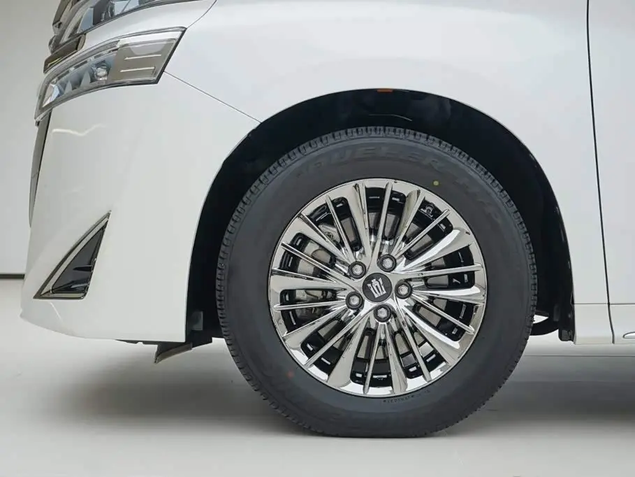 Toyota Vellfire 2021 — Photo 15/20