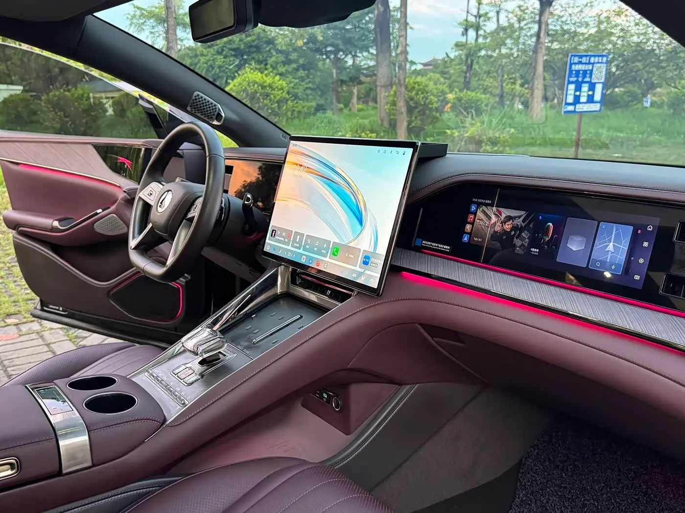 Denza Z9GT 2025 — Photo 18/20