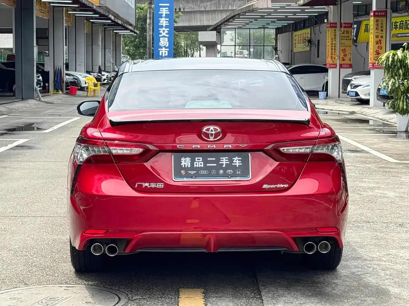 Toyota Camry 2019 — Photo 6/20