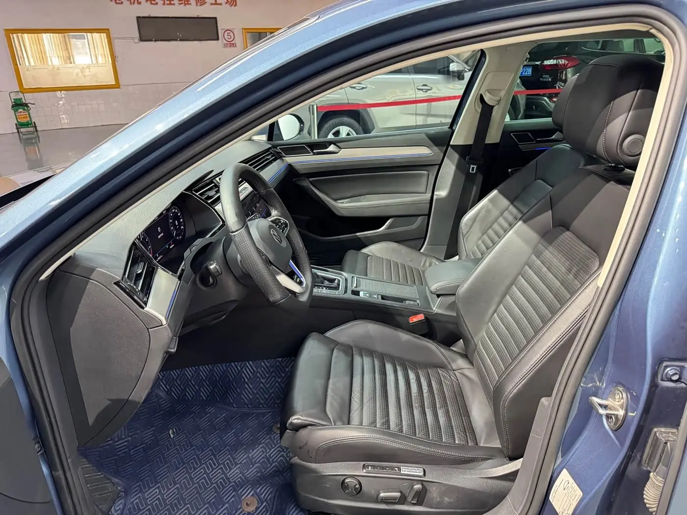 Volkswagen Variant New Energy 2019 — Photo 14/20