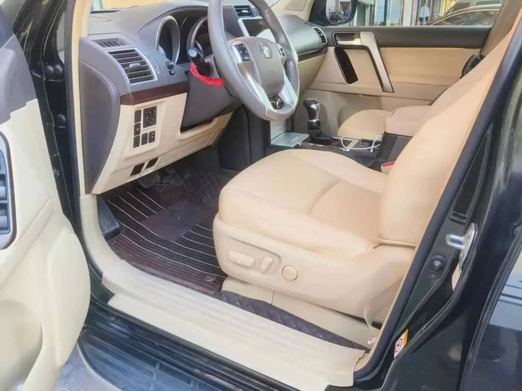 Toyota Prado 2017 — Фото 8/15