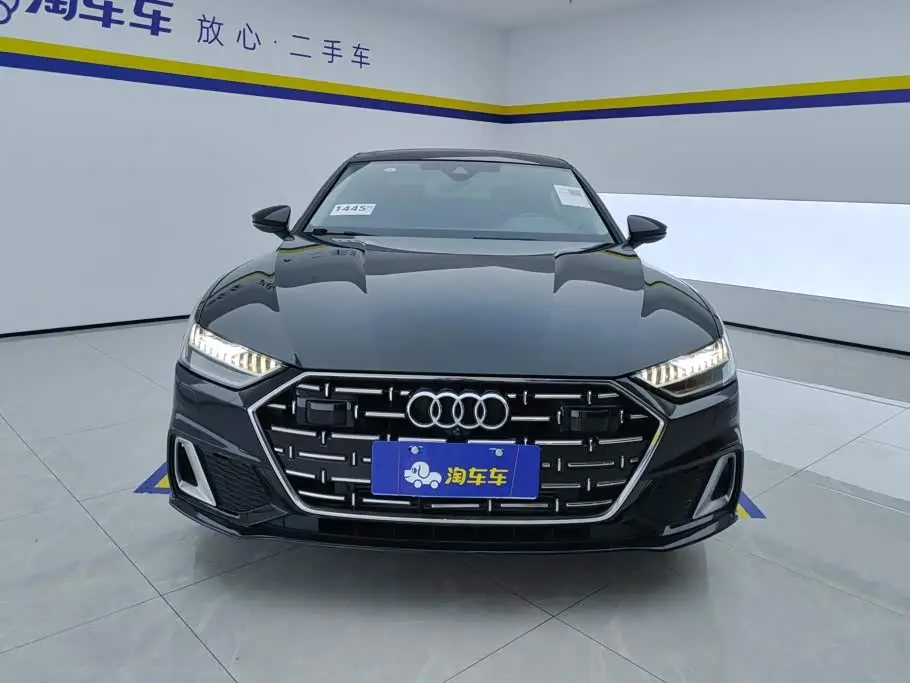 Audi A7L 2024 — Фото 2/16