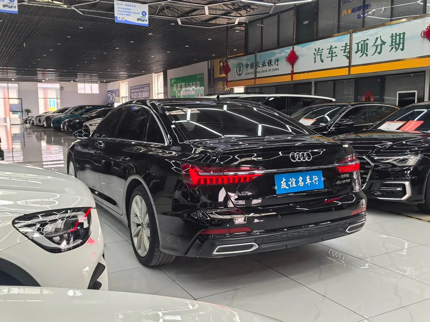 Audi A6L 2021 — Фото 4/15