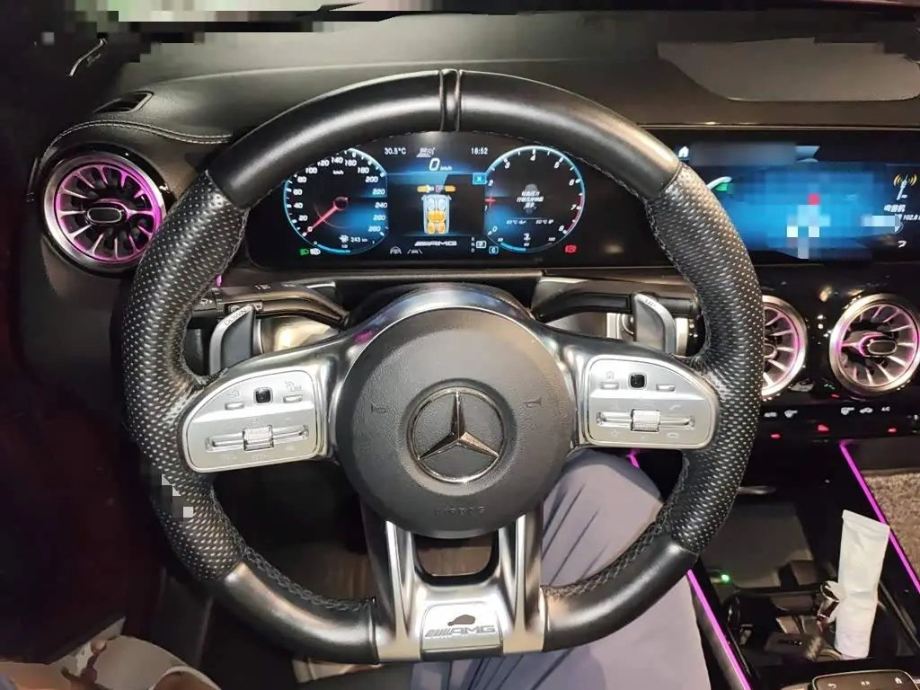 Mercedes-Benz GLB AMG 2021 — Şəkil 6/20