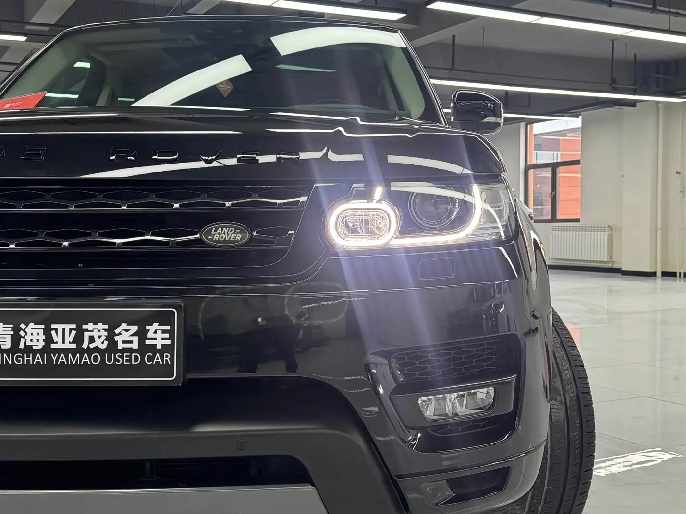 Land Rover Range Rover Sport 2017 — Фото 2/20
