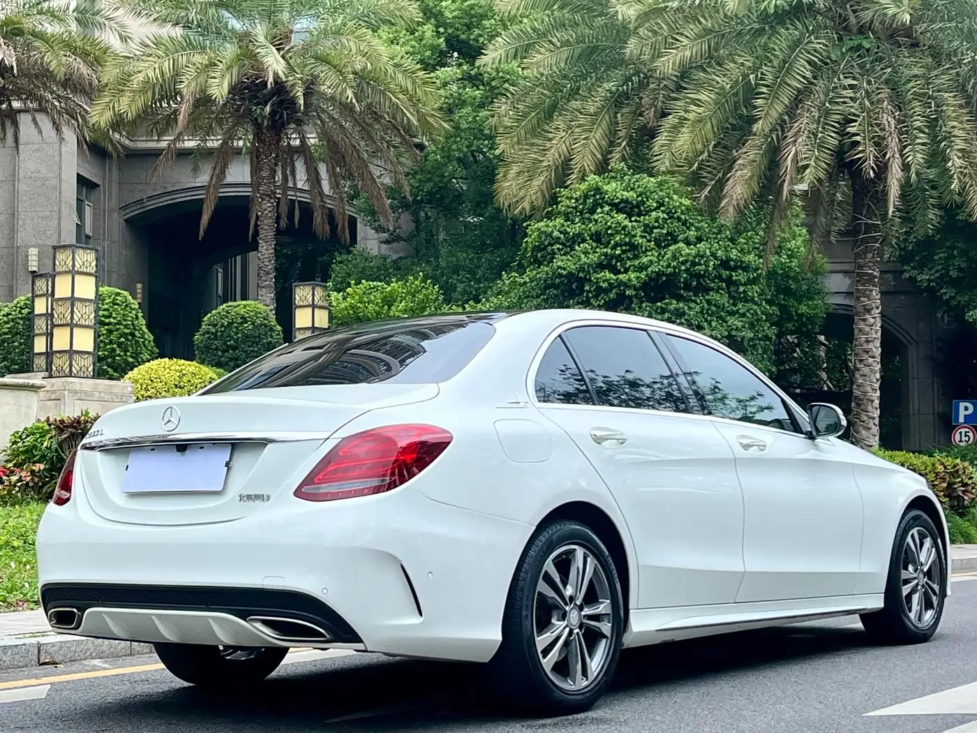 Mercedes-Benz C-Class 2017 — Фото 5/15