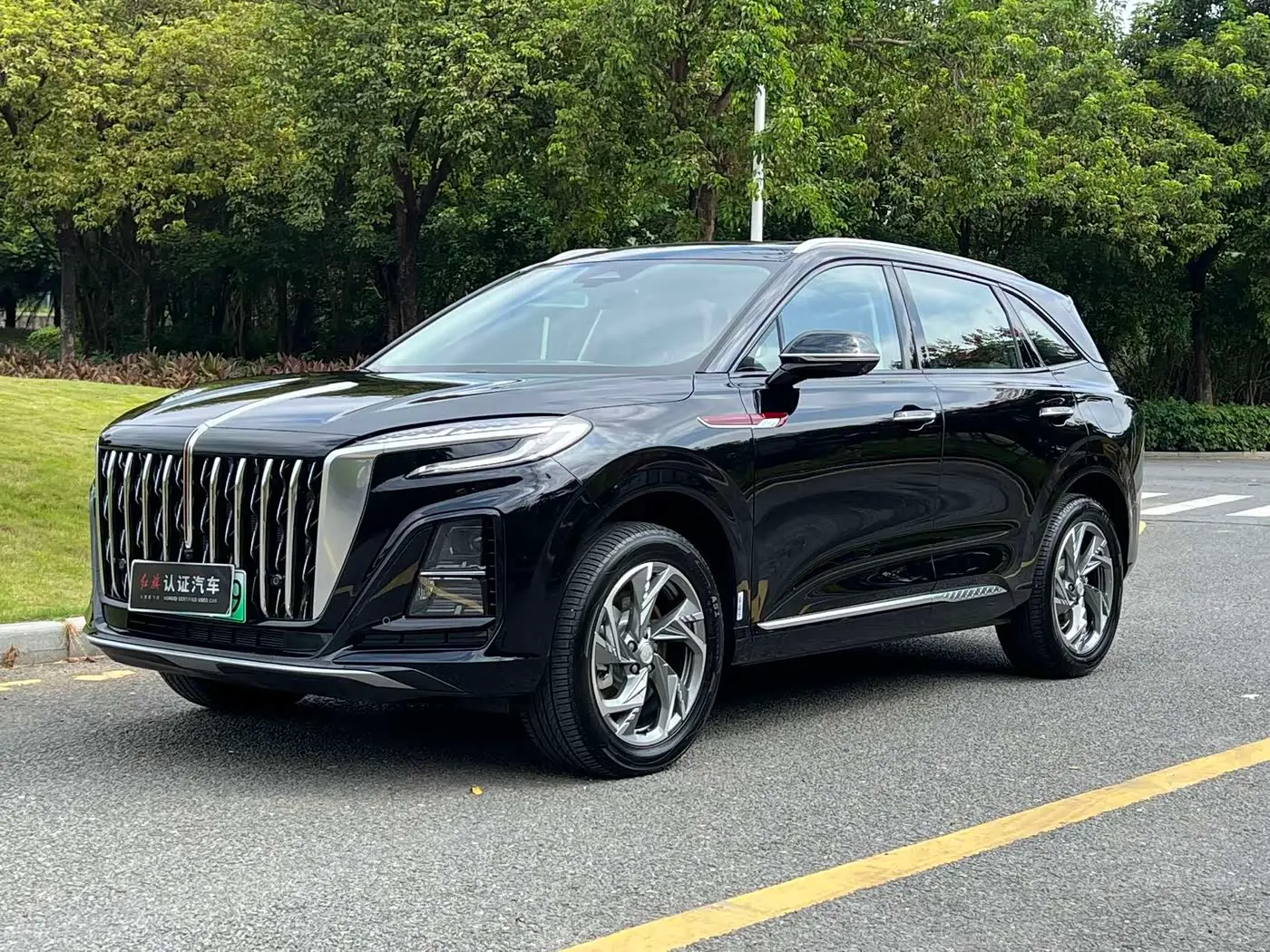 Hongqi HS3 PHEV 2025 — Şəkil 1/12