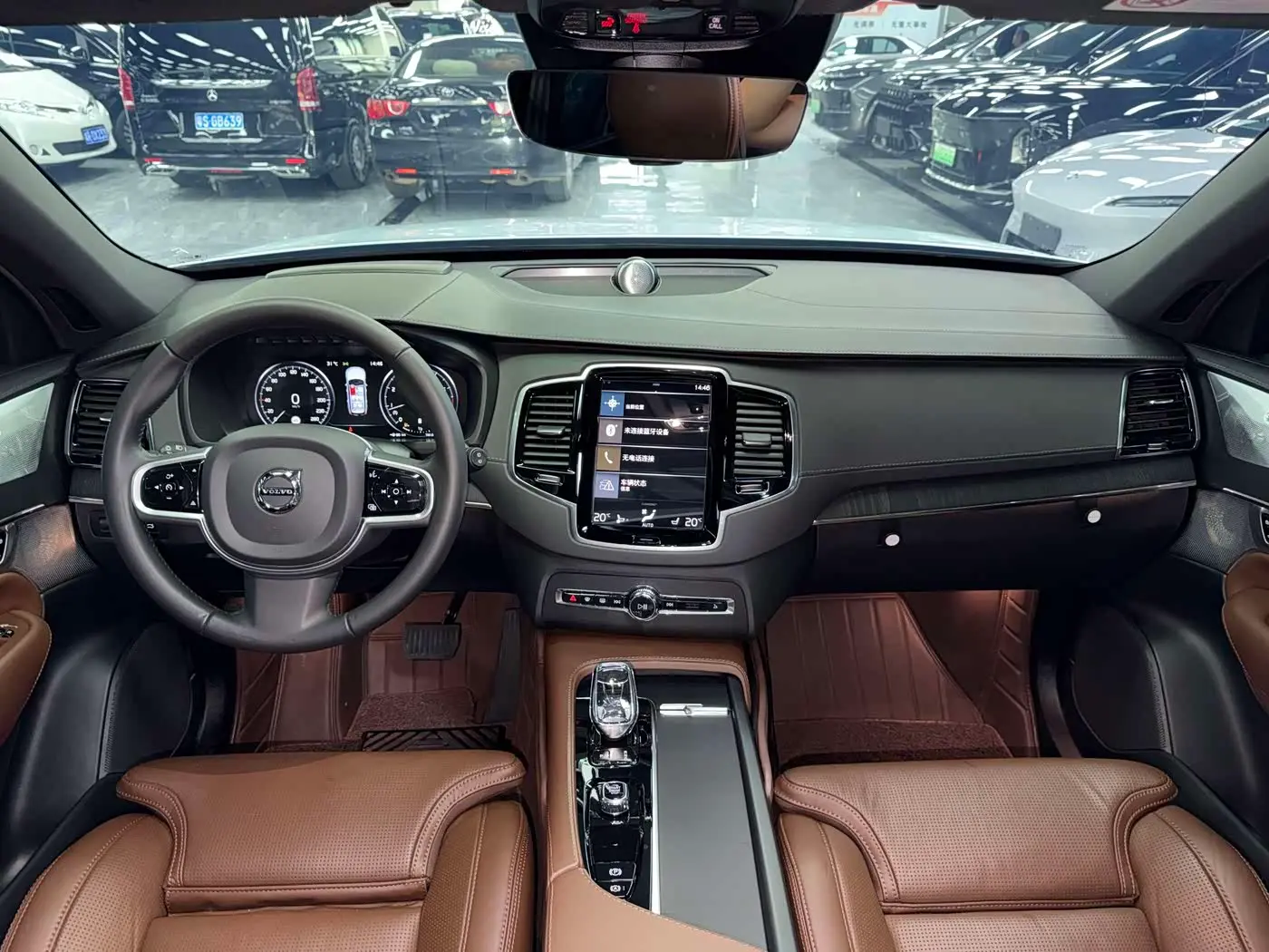 Volvo XC90 2022 — Photo 11/19