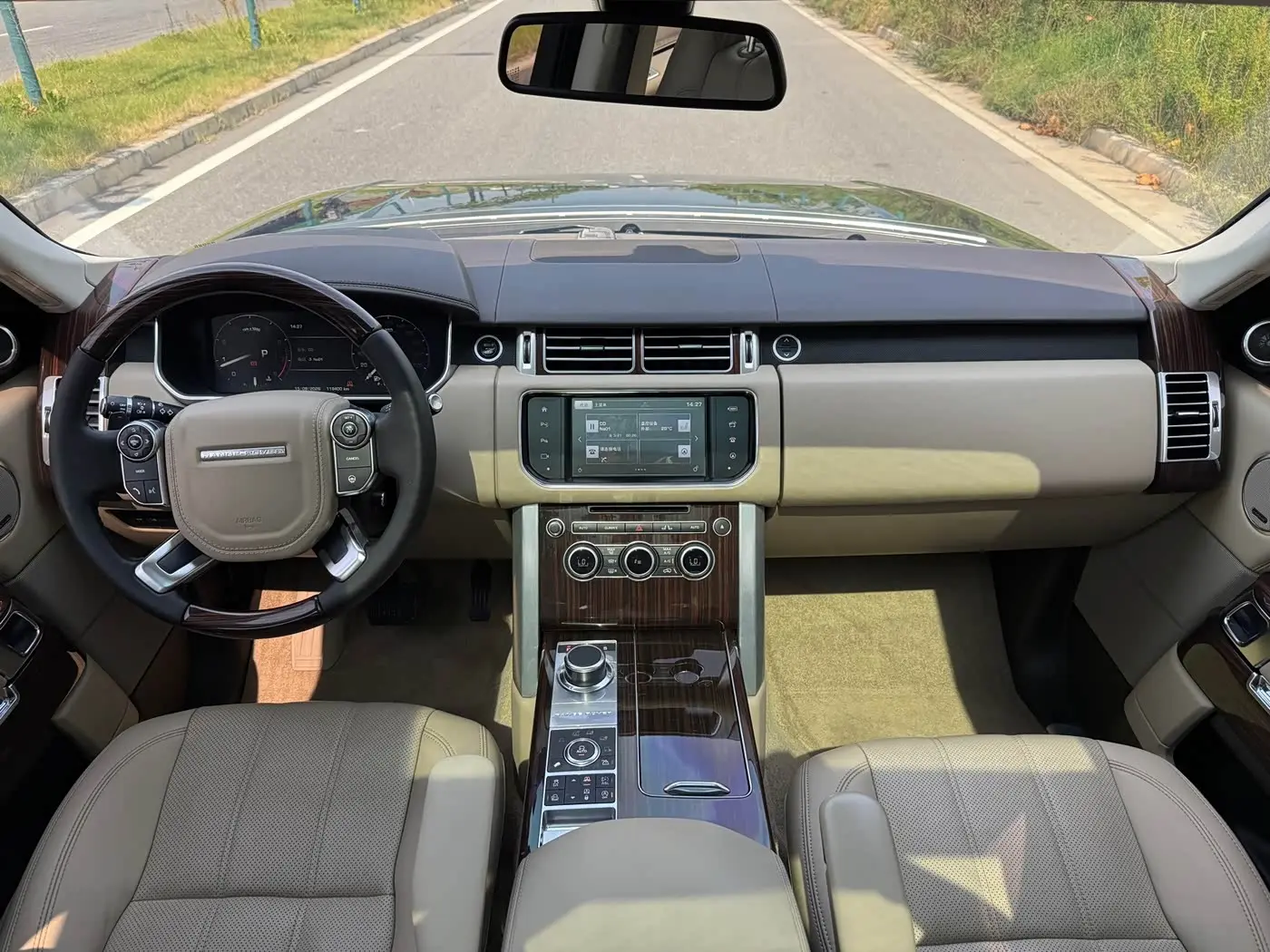 Land Rover Range Rover 2017 — Şəkil 11/20