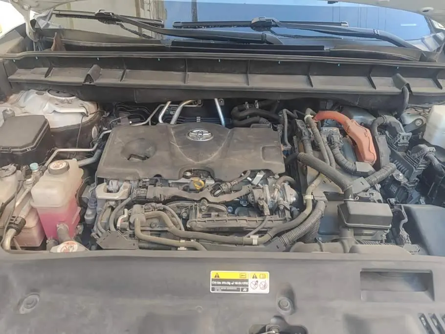 Toyota Highlander 2022 — Şəkil 10/16
