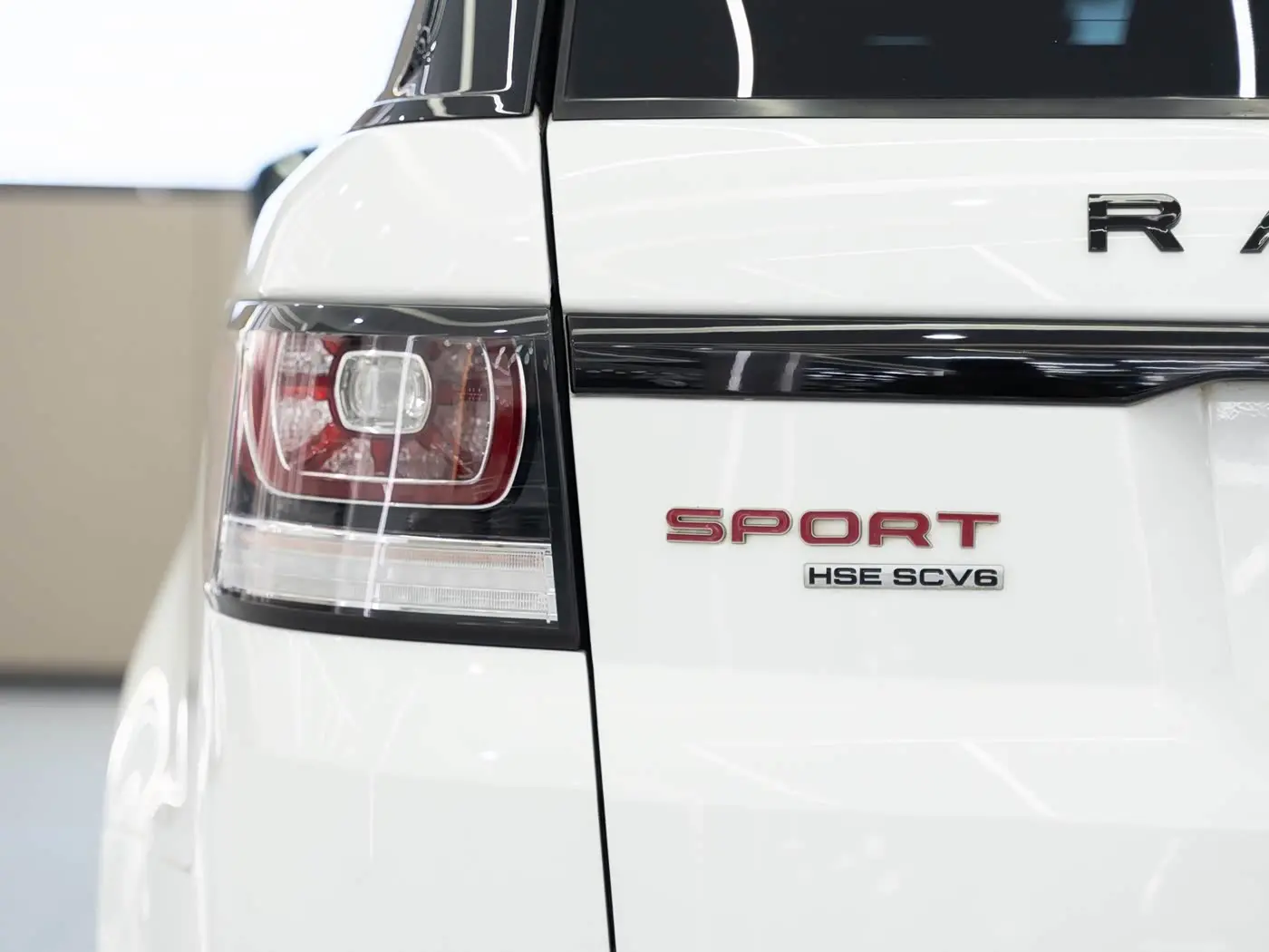 Land Rover Range Rover Sport 2017 — Photo 6/16