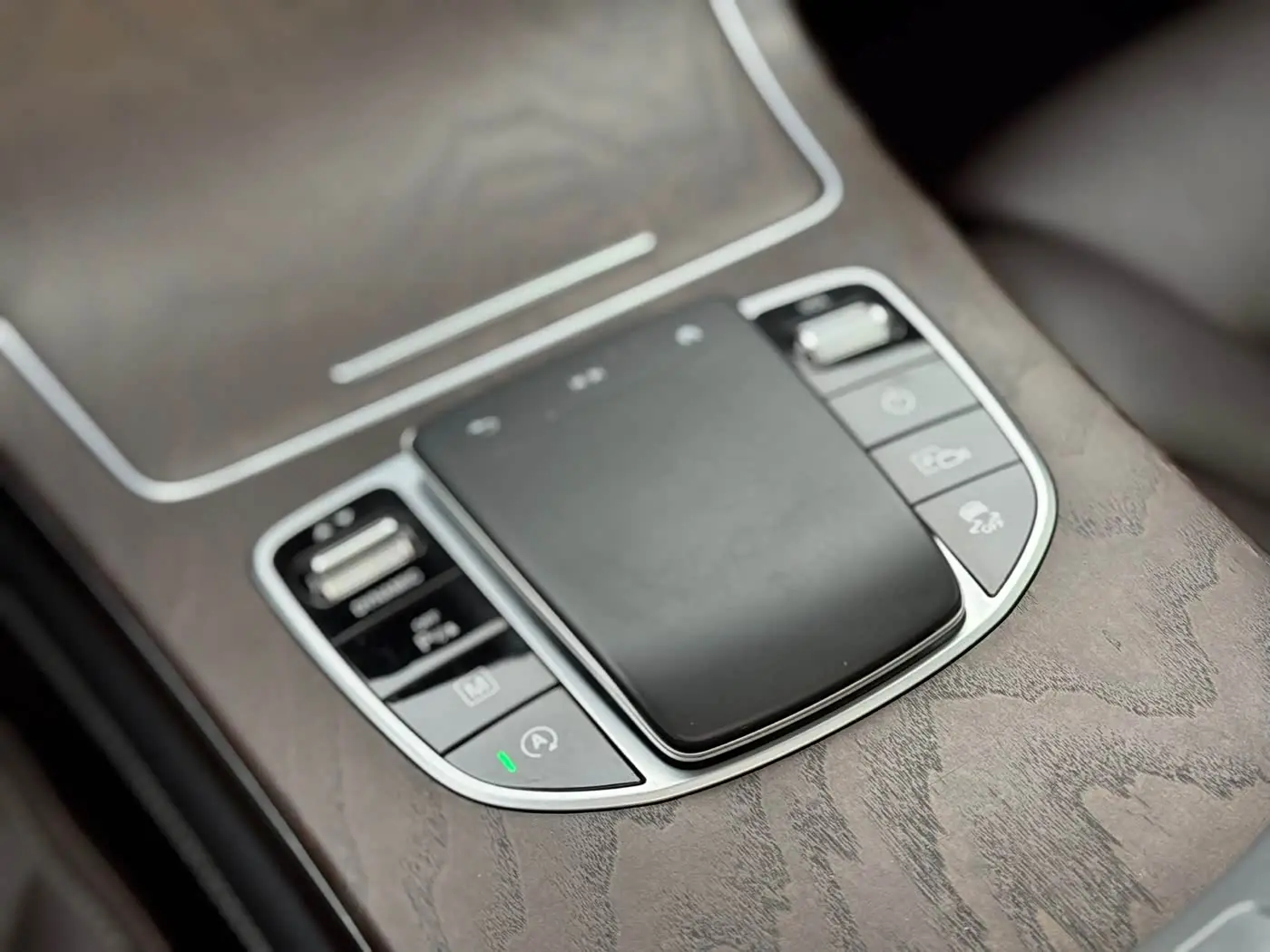 Mercedes-Benz GLC 2020 — Фото 11/16