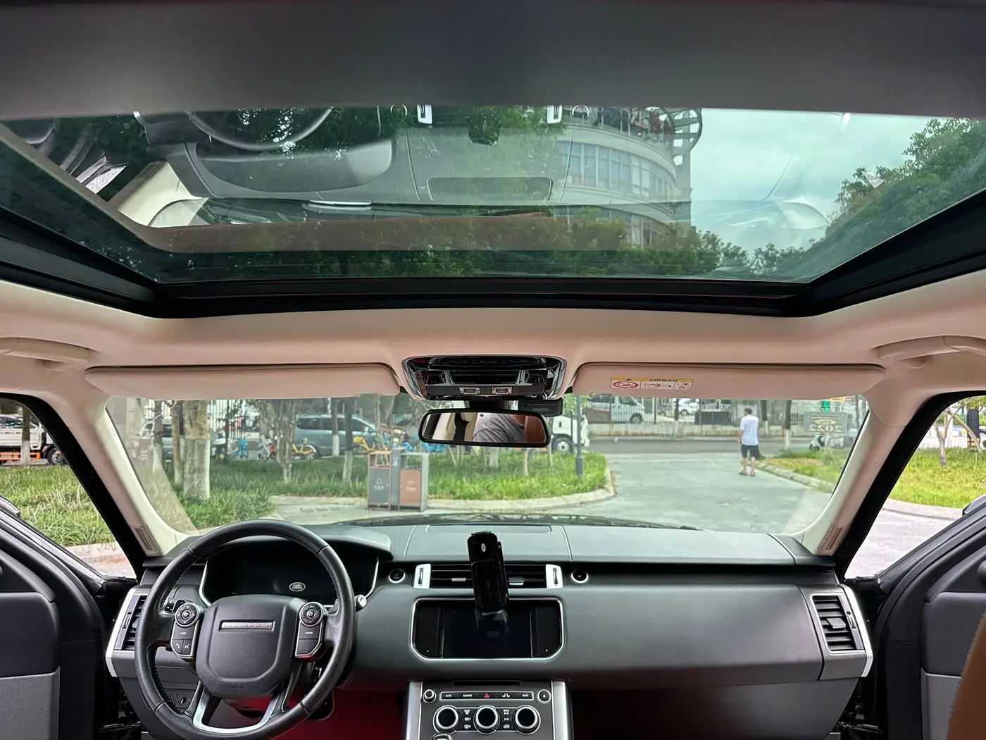 Land Rover Range Rover Sport 2016 — Şəkil 18/20