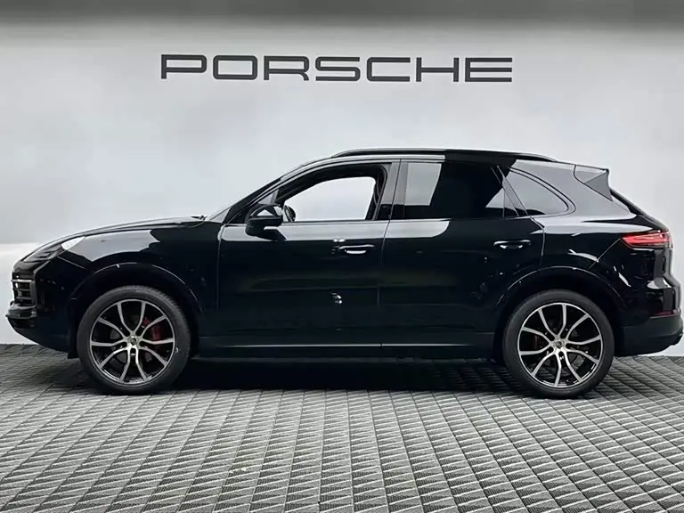 Porsche Cayenne 2023 — Şəkil 4/17