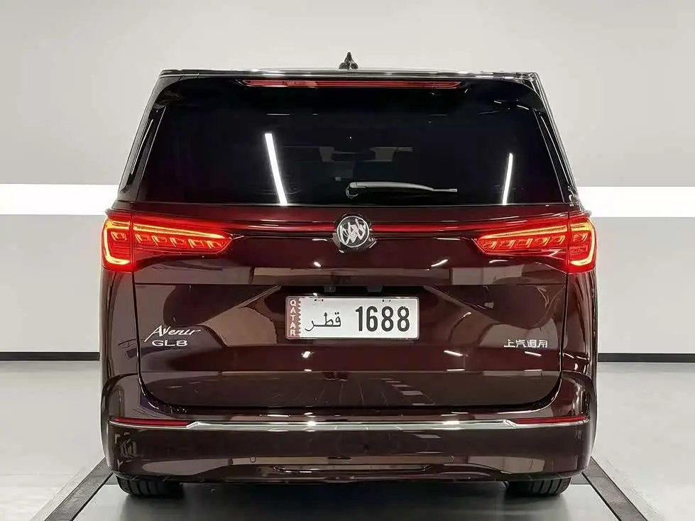 Buick GL8 2021 — Photo 8/9