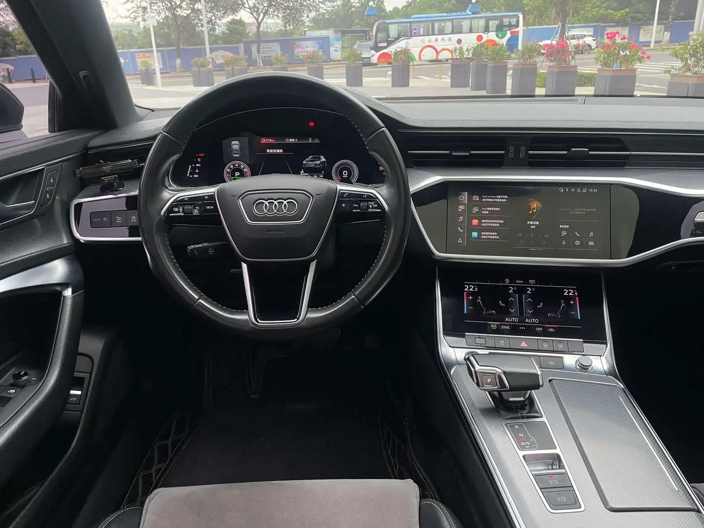 Audi A6L 2021 — Фото 14/19
