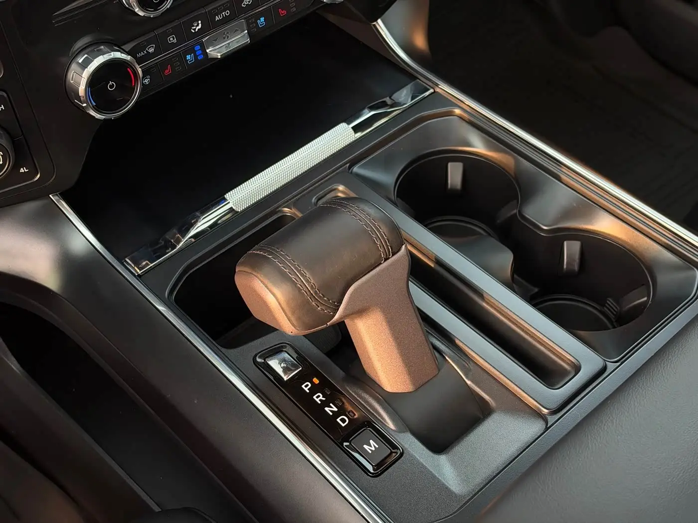 Ford F-150 Raptor 2023 — Photo 17/18
