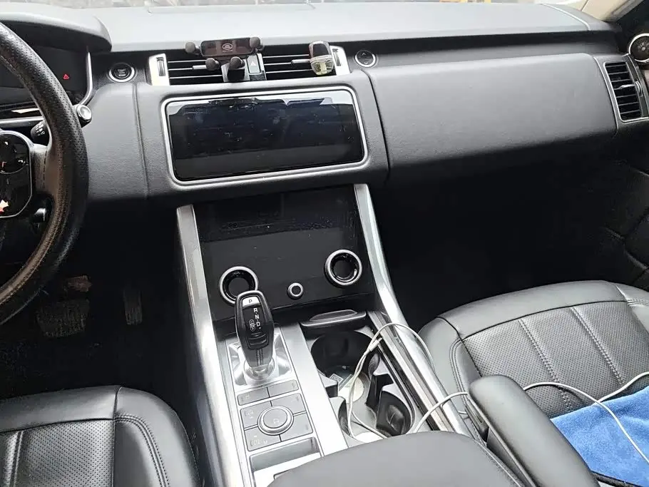 Land Rover Range Rover Sport 2019 — Фото 16/16