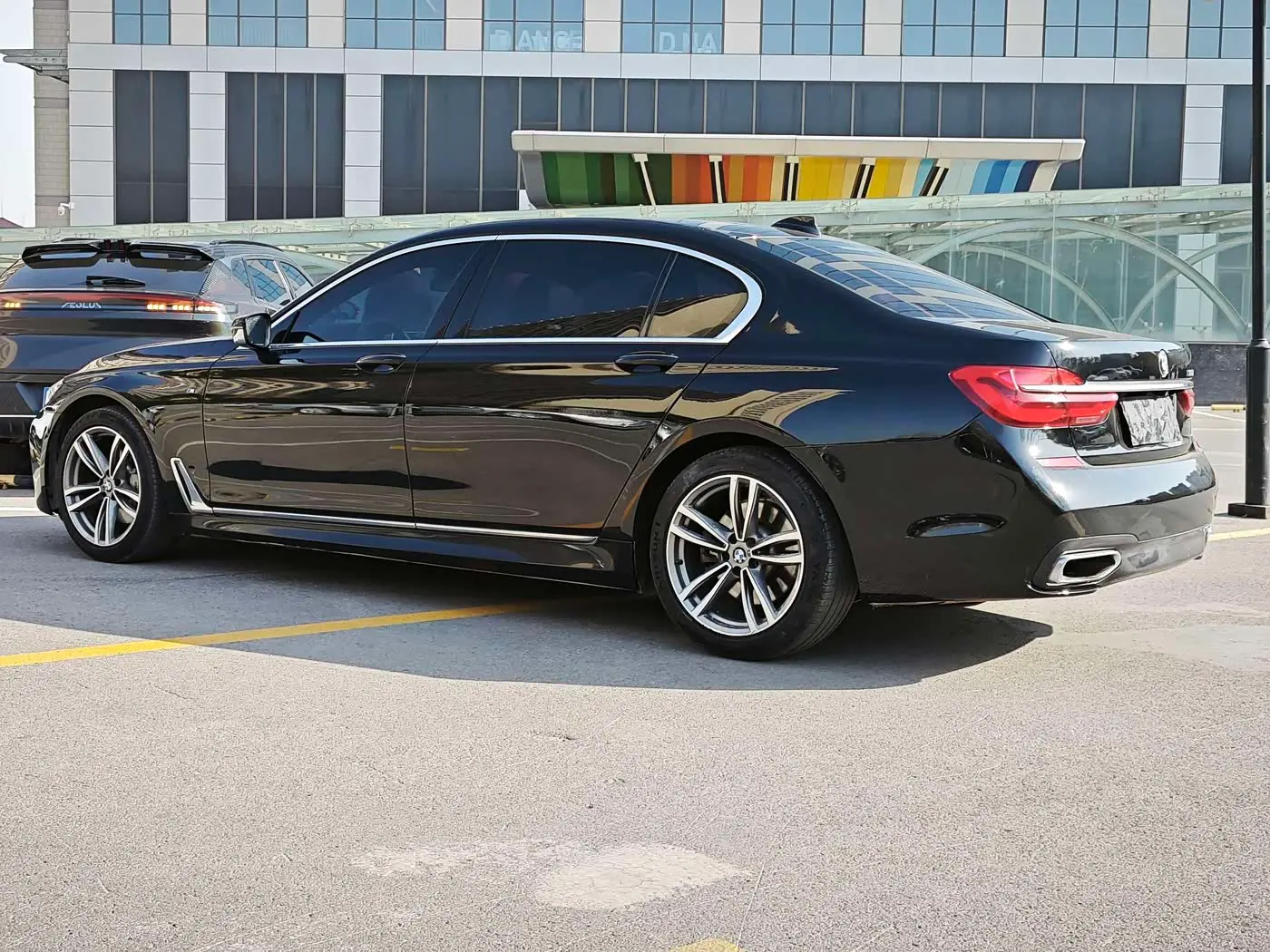 BMW 7 Series 2017 — Photo 7/14